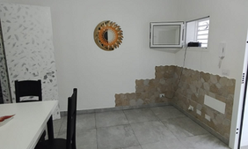 Casa In Via Bruno Bu...