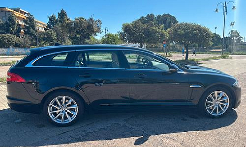 Jaguar Xf 2.2 200 Cv...
