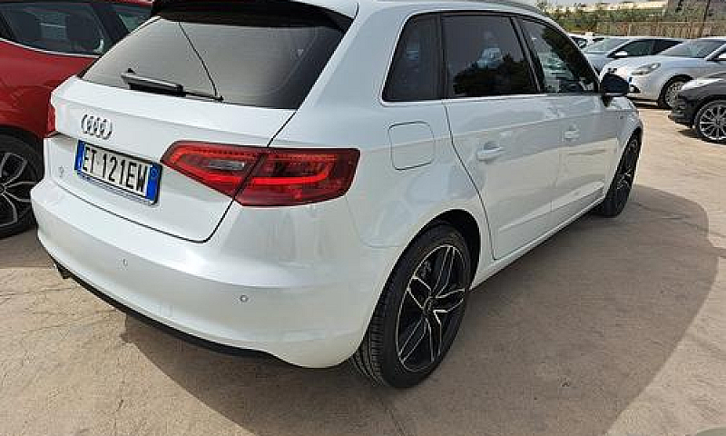 Audi A3 1.6 Tdi S-Li...