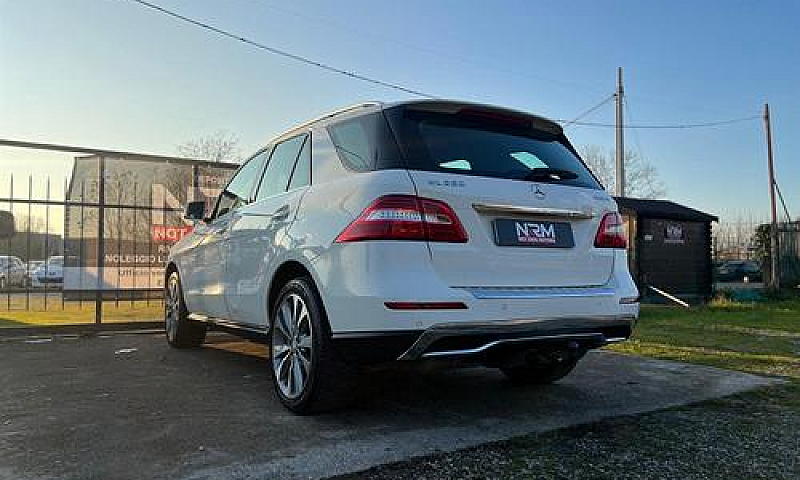 Mercedes-Benz Ml 250...