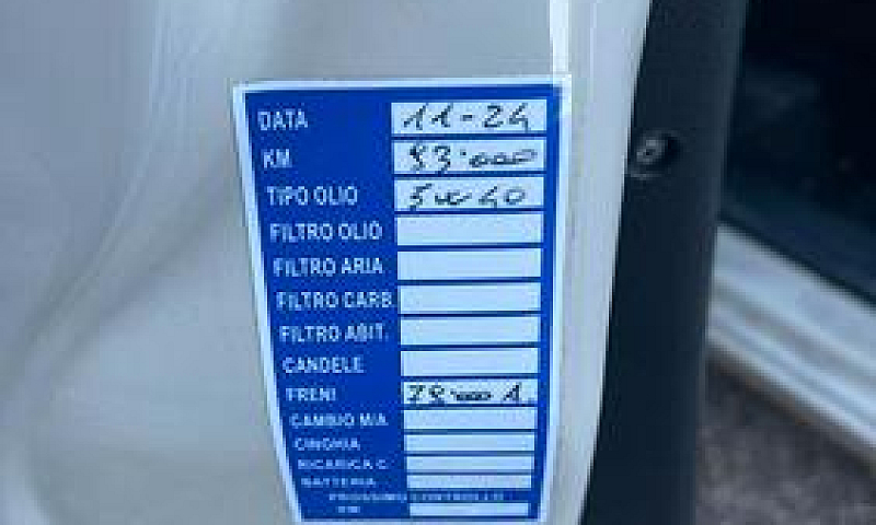 Lancia Ypsilon 1.2 6...