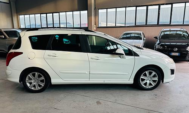 Peugeot 308 1.6 8V E...
