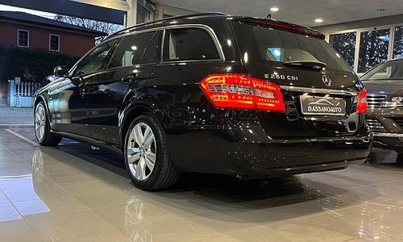Mercedes-Benz E 250 ...