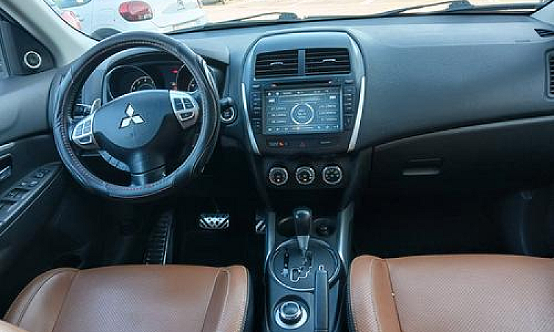 Mitsubishi Outlander...
