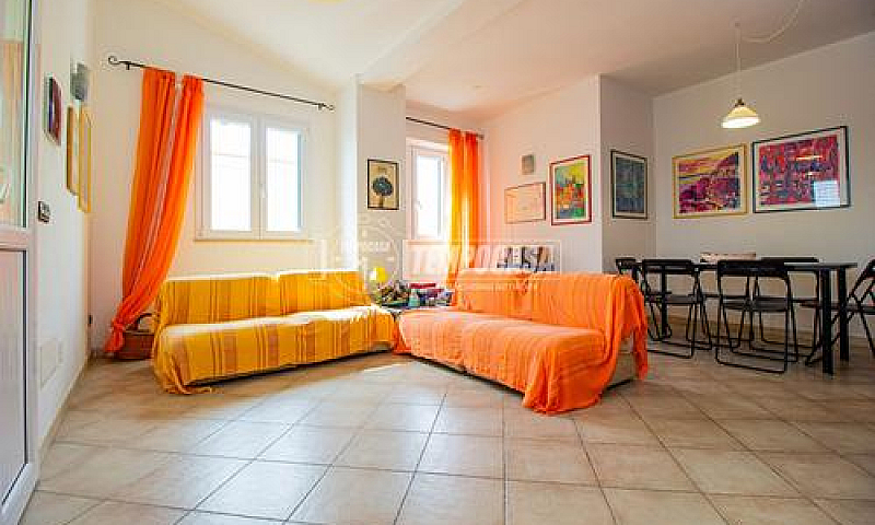 Casa Indipendente Bi...