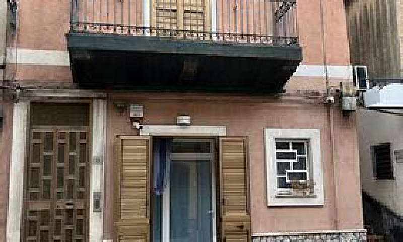 Casa Semindipendente...
