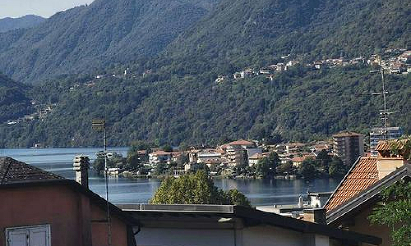 Bilocale A Omegna...