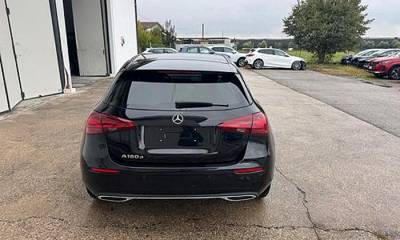 Mercedes-Benz A 180 ...