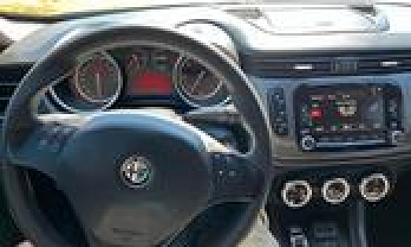 Alfa Romeo Giulietta...