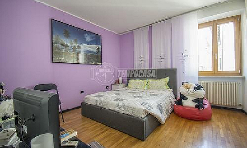 Appartamento In Vill...