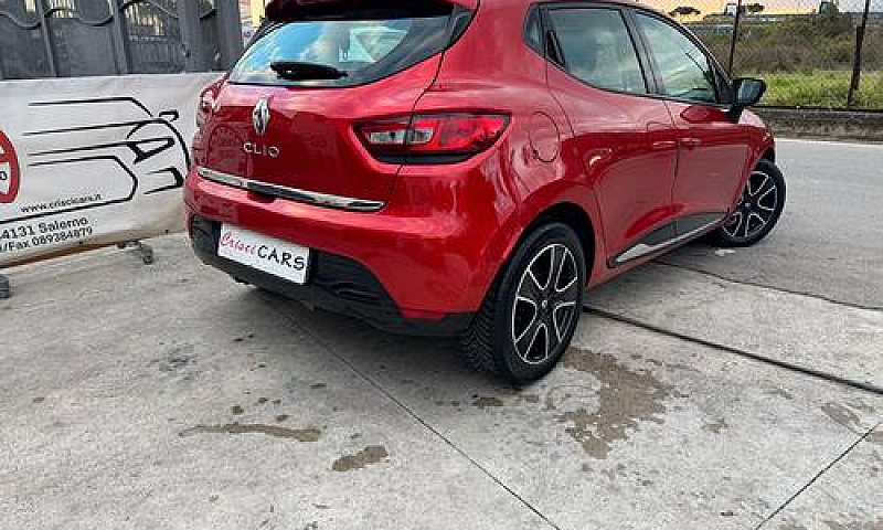 Renault Clio 1.2 75C...
