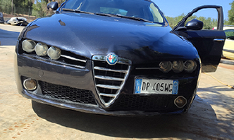 Alfa Romeo 159...