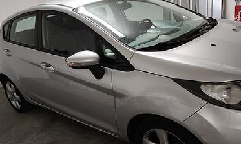 Ford Fiesta 2010 1.4...