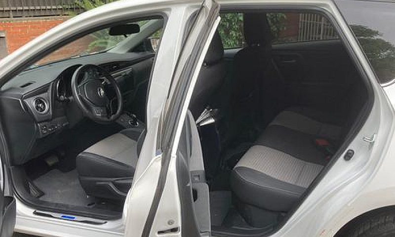 Toyota Auris - 2016...