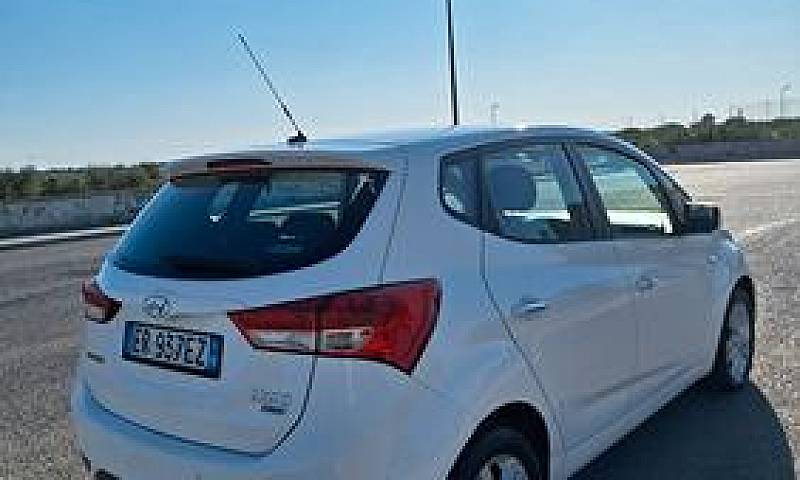 Hyundai Ix20 1.4 Crd...