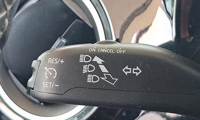 Volkswagen Up! 1.0 7...