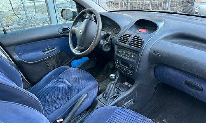Peugeot 206 1.4 Hdi ...