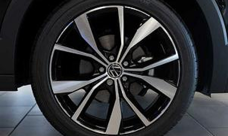 Volkswagen T-Cross 1...
