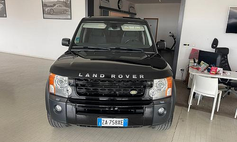Land Rover Discovery...