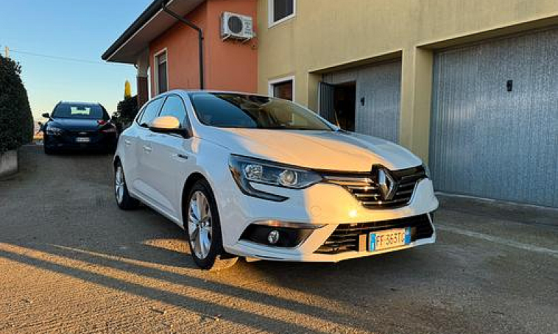 Renault Megane 1.5 D...