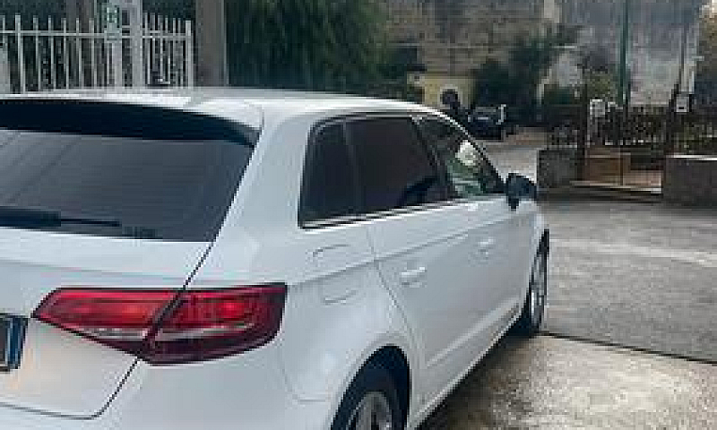 Audi A3 Spb 30 G-Tro...