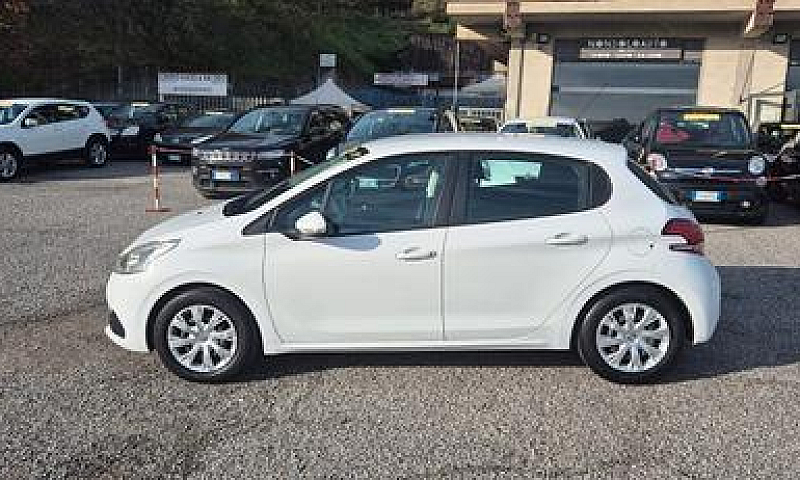 Peugeot 208 Puretech...