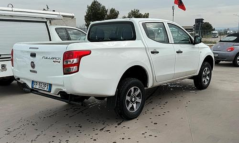 Fiat Fullback 2.4 15...