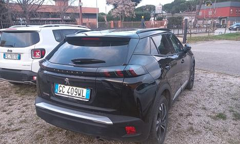 Peugeot 2008 Bluehdi...