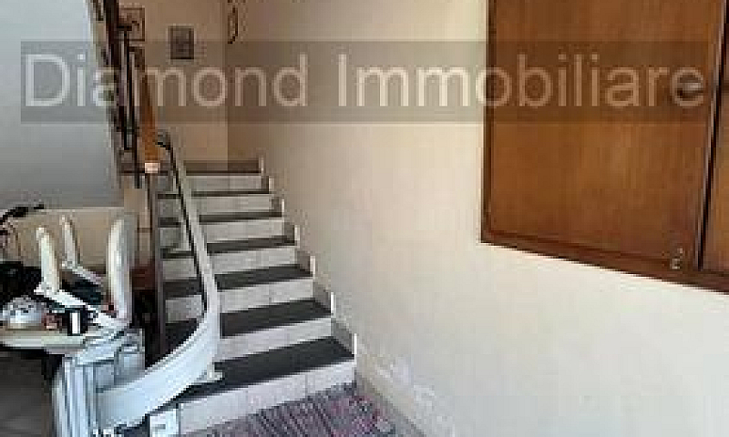 Palazzetto Bifamilia...