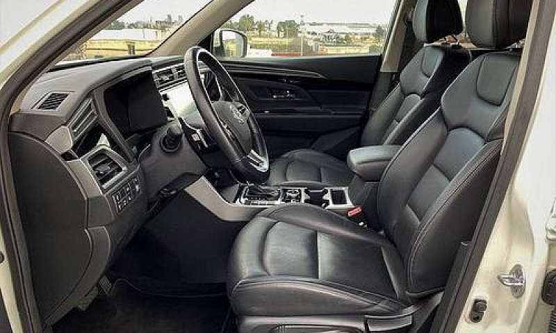 Ssangyong Korando 1....