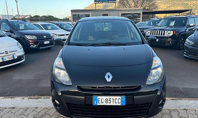 Renault Clio 1.2 16V...