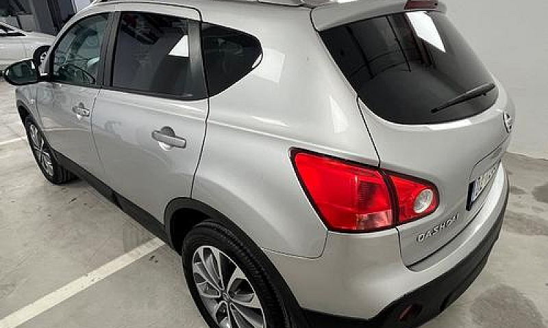 Nissan Qashqai 2.0 4...