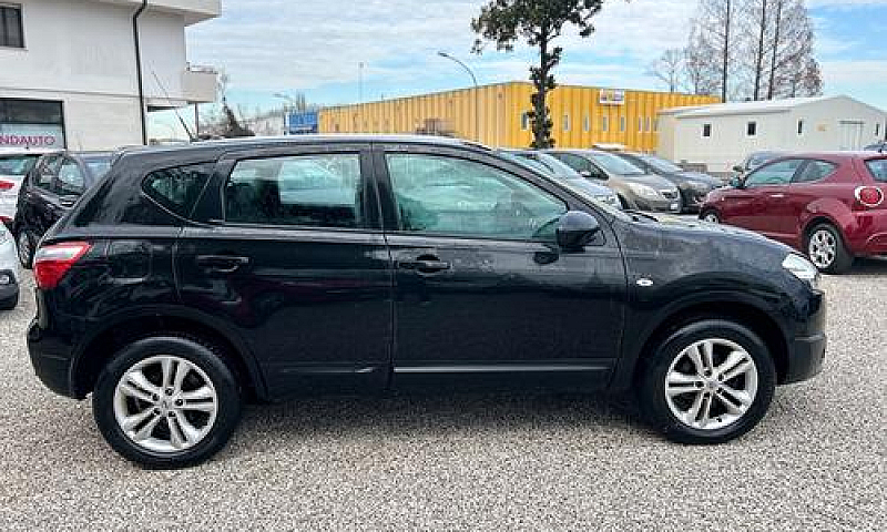 Nissan Qashqai 1.6 1...