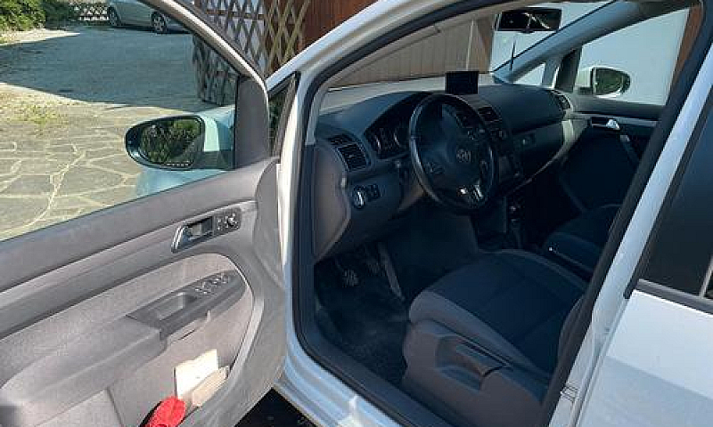 Volkswagen Touran - ...