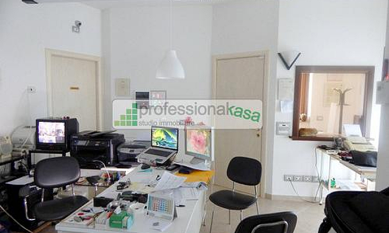 Appartamento Con Ing...