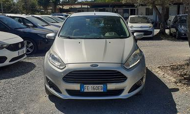 Ford Fiesta 2016 - 1...