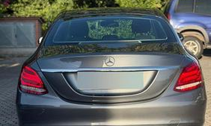 Mercedes Benz C220...