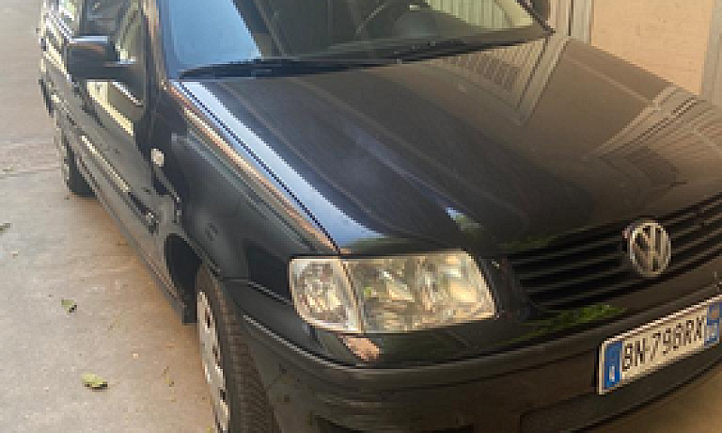 2000 Volkswagen...