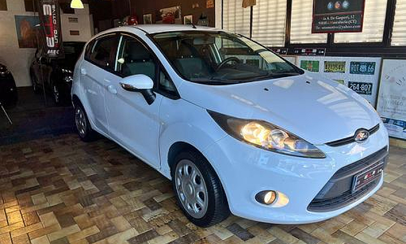 Ford Fiesta 1.4 5 Po...