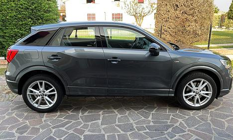 Audi Q2 Sline...