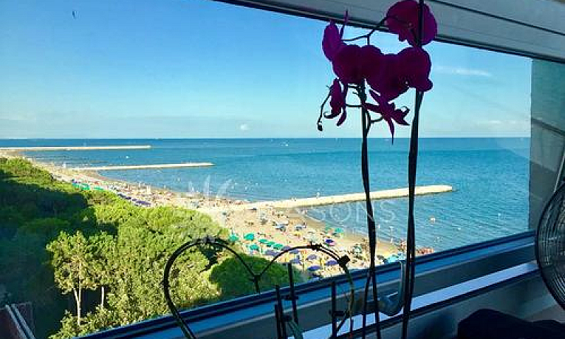 Attico Fronte Mare...