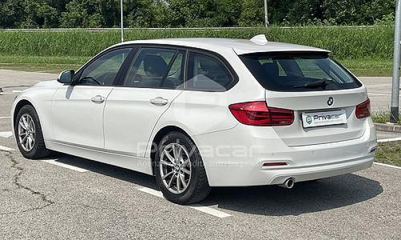 Bmw 318D Xdrive Tour...