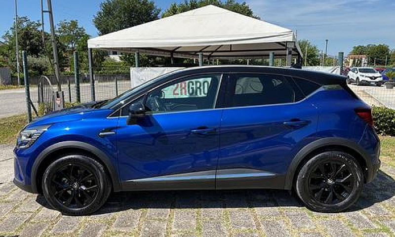 Renault Captur Full ...