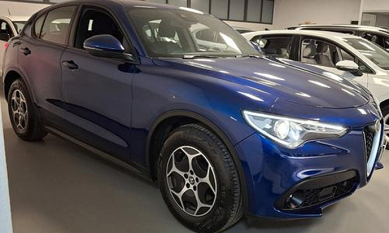 Alfa Stelvio 2.2 Tur...