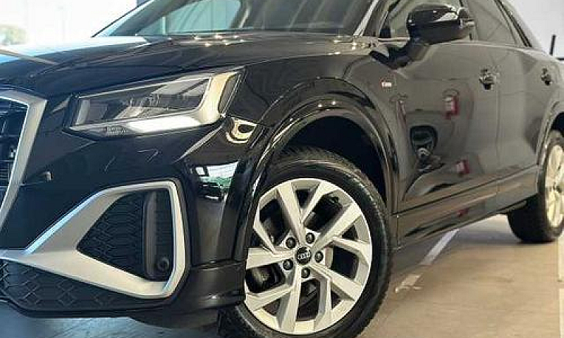 Audi Q2 35 Tfsi S Tr...