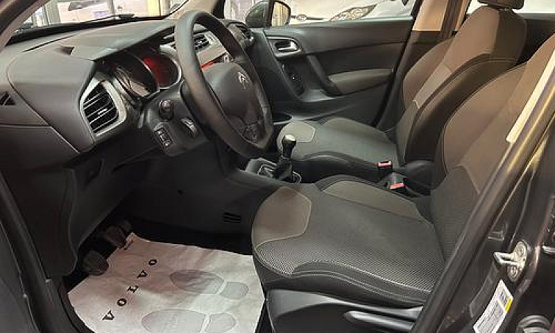 Citroen C3 1.2 Benz....