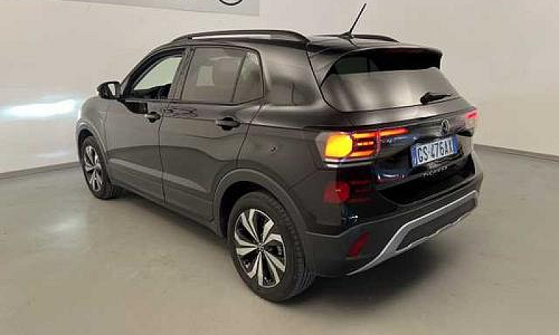 Volkswagen T-Cross 1...
