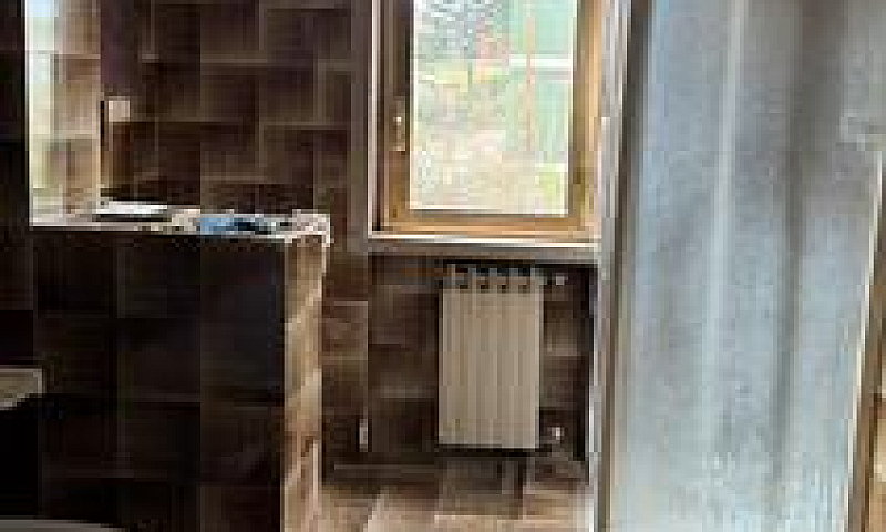 5 Locali (104M2) Da ...