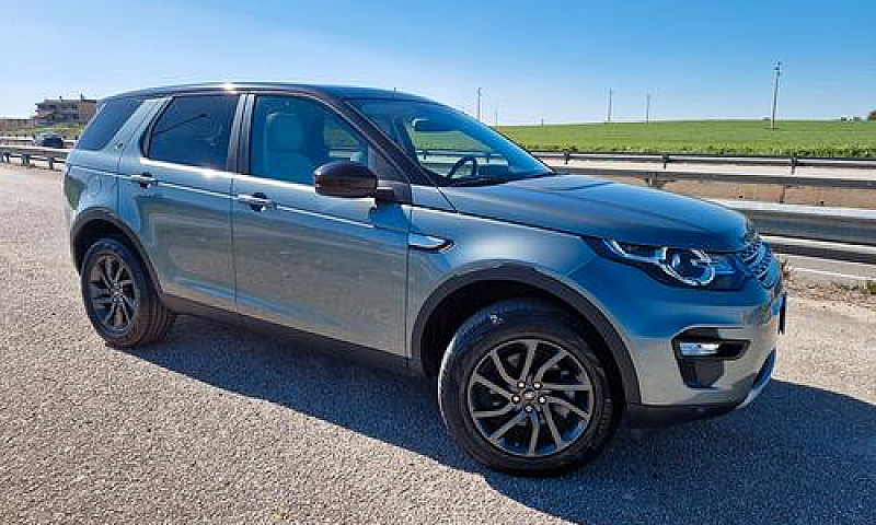 Land Rover Discovery...