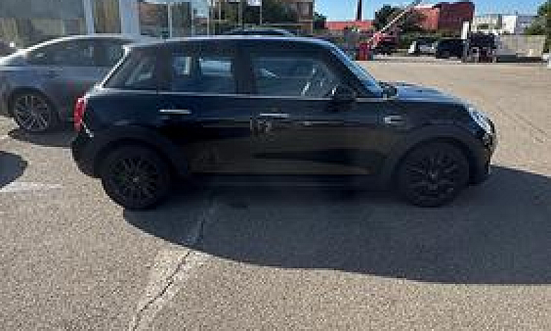 Mini 1.5 Cooper D 5 ...